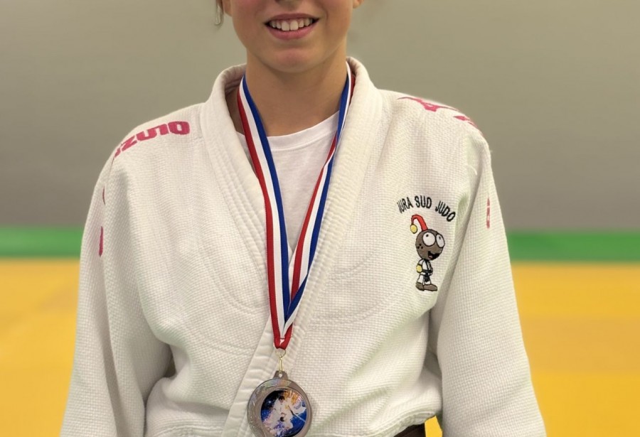 Léona PESSE-GIROD 2ème à l'Open minime de Besançon